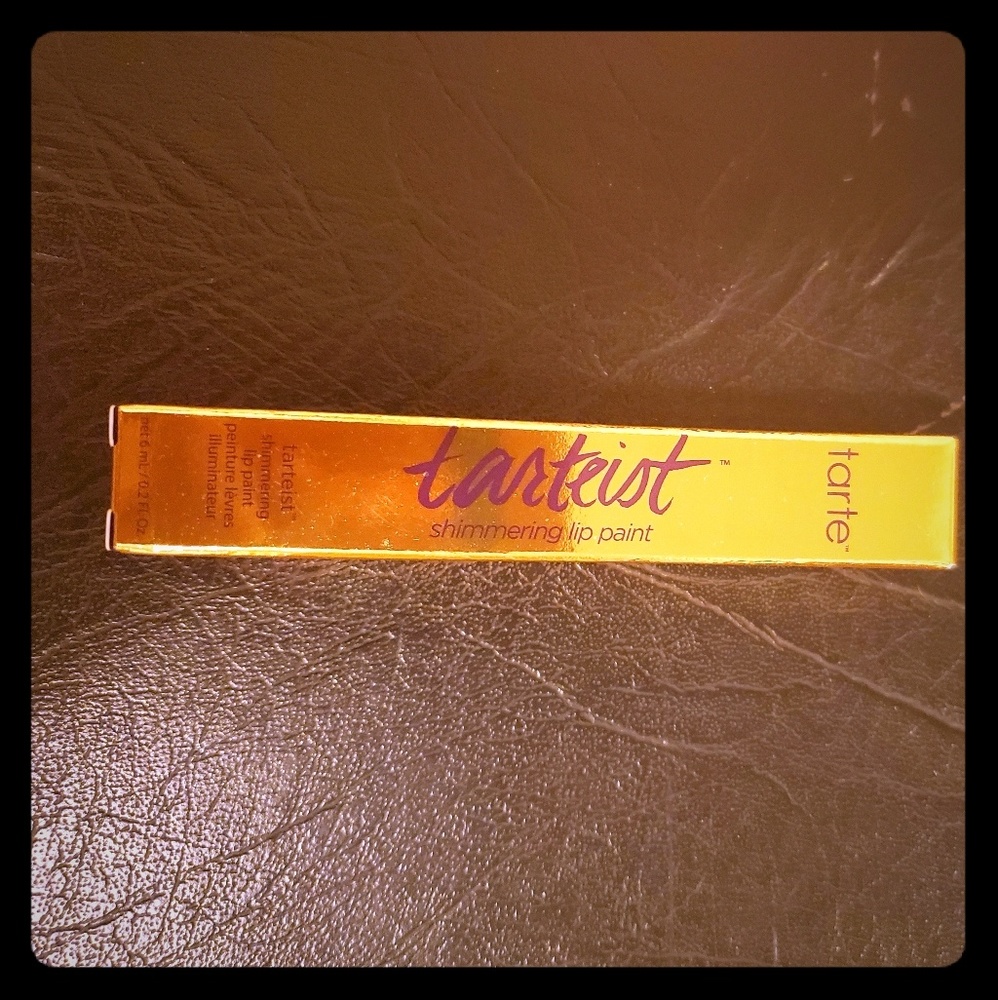 Glitter lip gloss